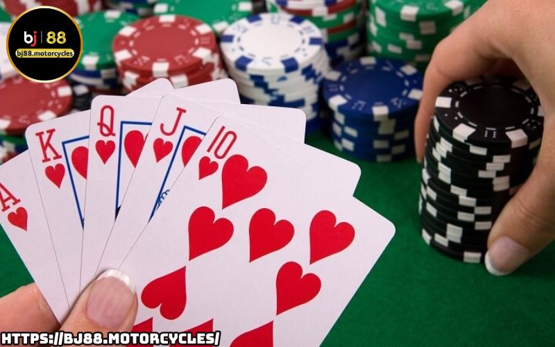 Mậu Binh BJ88 nổi bật với giao diện đẹp, luật chơi chuẩn, thưởng siêu khủng cho anh em đam mê bài bạc